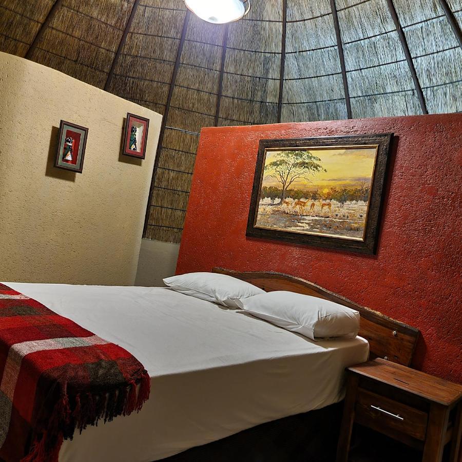 Апартаменты Mountain Aloe Den Барбертон Экстерьер фото